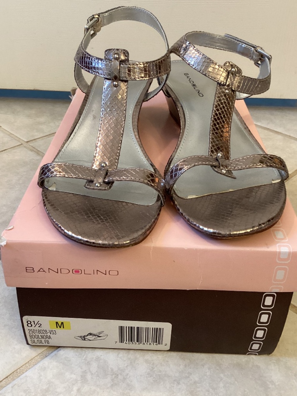 Bandolino dress sandals size 8.5